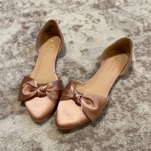 Pink D’orsay flats with bow, like new!